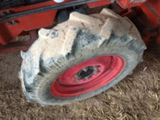 KUBOTA L4708 KUBOTA L4708