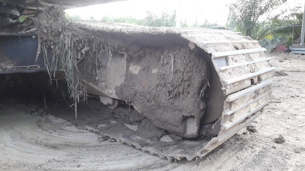 ขายรถแบคโฮ KOBELCO SK200 MarkV 8 Super รถอยู่จังหวัดชลบุรี ขายรถแบคโฮ KOBELCO SK200 MarkV 8 Super รถอยู่จังหวัดชลบุรี