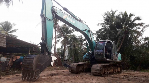 ขายรถแบคโฮ KOBELCO SK200 MarkV 8 Super  รถอยู่จังหวัดชลบุรี