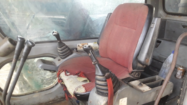 ขายรถแบคโฮ KOBELCO SK200 MarkV 8 Super รถอยู่จังหวัดชลบุรี ขายรถแบคโฮ KOBELCO SK200 MarkV 8 Super รถอยู่จังหวัดชลบุรี