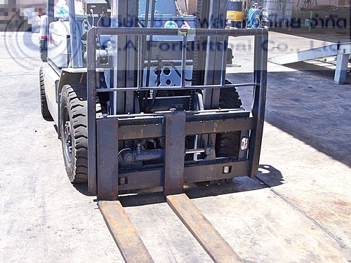 ขาย รถโฟล์คลิฟท์ KOMATSU รุ่น FG20-11 ขาย รถโฟล์คลิฟท์ KOMATSU รุ่น FG20-11