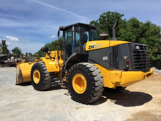 TCM ZW220 จากญี่ปุ่นแท้ สวยจัด ปีใหม่ รถสมบูรณ์มาก