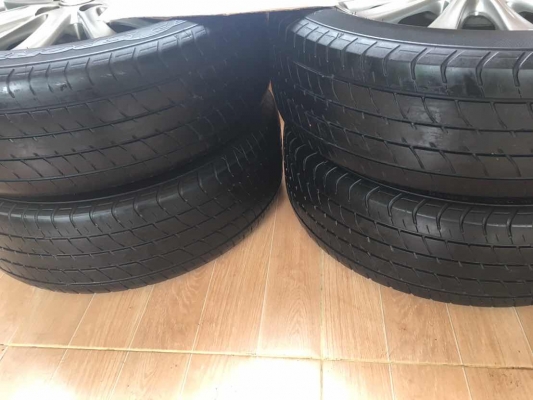 ล้อแม็กซ์ Vios 12 ก้าน สีรมดำ พร้อมยาง Dunlop 185/60/15 ปี 12 ล้อแม็กซ์ Vios 12 ก้าน สีรมดำ พร้อมยาง Dunlop 185/60/15 ปี 12