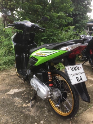 Cick 110i หัวฉีดประหยัดน้ำมันเครื่องเดิมๆ สีเขียวสวยๆครับ