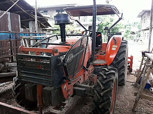 รถบ้านฝากขายครับ  M7040  อุปกรณ์ 3 อย่างครับ