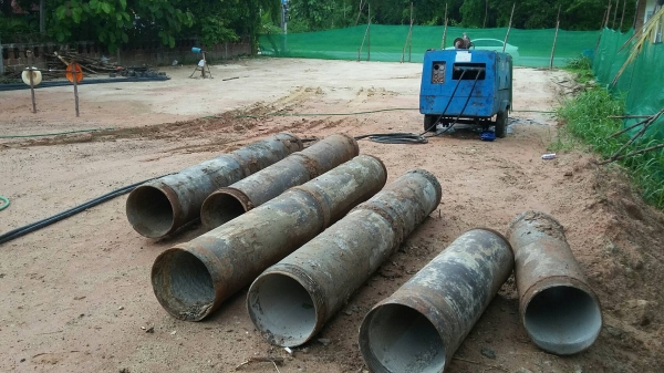 เครื่องเจาะเสาเข็ม