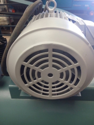 (ลดราคาเหลือเพียง 25,000 บาท!!)ปั้มลมพูม่า สองสูบ ไฟ 3 สาย มือสอง ซ่อมใหม่ สภาพดีมาก