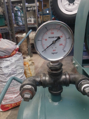 (ลดราคาเหลือเพียง 25,000 บาท!!)ปั้มลมพูม่า สองสูบ ไฟ 3 สาย มือสอง ซ่อมใหม่ สภาพดีมาก