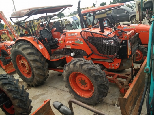 แทรกเตอร์ Kubota M9540 Max พร้อมผาน 7 ตรวจเช็คสภาพพร้อมใช้งาน รับประกัน 500 ชม.หรือ 9 เดือน