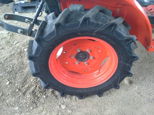 ขายรถไถ B2140 สนใจโทร 081-2805754