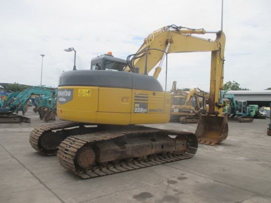 ขายรถขุด KOMATSU PC228US-3 ขายรถขุด KOMATSU PC228US-3
