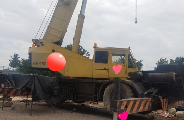 ขายรถเครนมือสองขนาด 45 ตัน สนใจติดต่อคุณรัตนศักดิ์ โทร.081-7621704