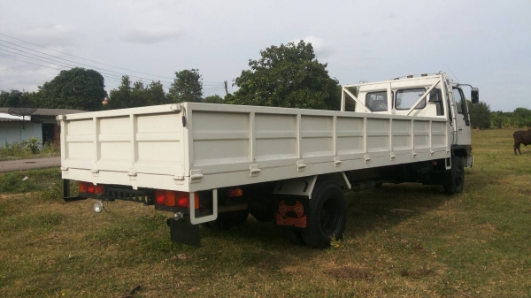 HINO 6ล้อ ยาง825/16 กระบะเหล็กยาว 6.2 ม. เครื่องดี ยางดี ครัทซีสวย ศุภากร 081-1903107 , 089-5367218 HINO 6ล้อ ยาง825/16 กระบะเหล็กยาว 6.2 ม. เครื่องดี ยางดี ครัทซีสวย ศุภากร 081-1903107 , 089-5367218