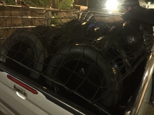 ยาง Bridgestone 265 65 17 กลางปี15 ดอกเต็ม ใช้ยาว ราคาไม่แพง