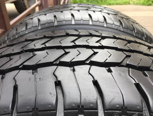 ยาง Michelin XCD2 225 75 14 ปี17 ดอกเต็ม ไม่มีปะ ใช้ยาว ราคาไม่แพง ยาง Michelin XCD2 225 75 14 ปี17 ดอกเต็ม ไม่มีปะ ใช้ยาว ราคาไม่แพง