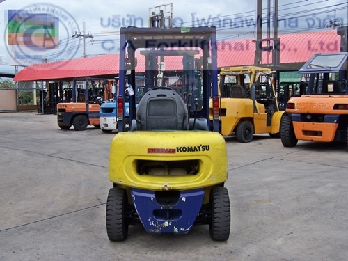 ขาย รถโฟล์คลิฟท์ KOMATSU รุ่น FG20C-14 ขาย รถโฟล์คลิฟท์ KOMATSU รุ่น FG20C-14