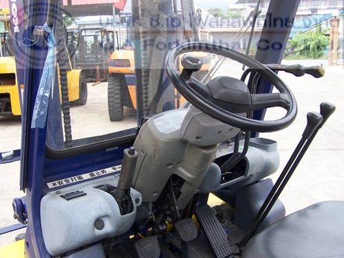 ขาย รถโฟล์คลิฟท์ KOMATSU รุ่น FG20C-14 ขาย รถโฟล์คลิฟท์ KOMATSU รุ่น FG20C-14