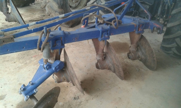 ขายหางรถไถ3ผานเฮงหลีสวย20000บาท