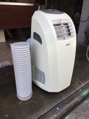 **** ขายแอร์เคลื่อนที่ Natural 9000 BTU สภาพสวย ****