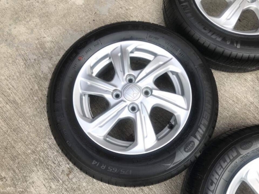 แม็กป้ายแดง Honda Brio Amaze พร้อมยางMichelin 175-65-14 ปลายปี16