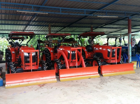 KUBOTA  L 4708 SP (4WD)  2 เพลา   สภาพใหม่สวยๆ