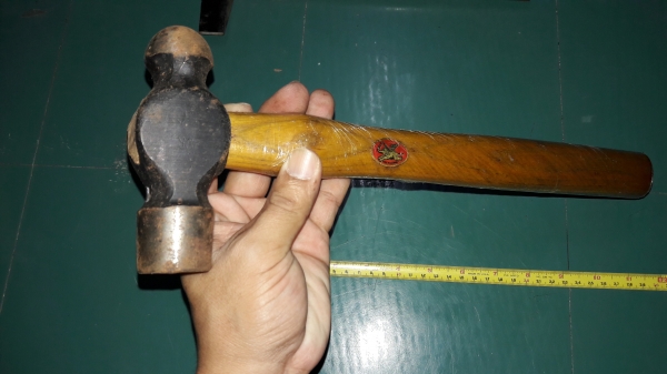 ขายค้อนตุ้มตราช้างบินใหม่เก่าเก็บเยอรมันMade in Germany.เก่าๆ