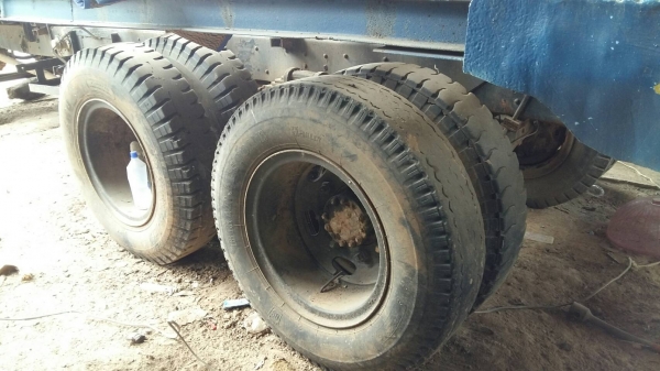 ขายเทลเลอร์ 10 ล้อหน้ายาว 2 เพลาเดิมTX ไม่มีทะเบียน 0857389138 ราคาต่อรองได้