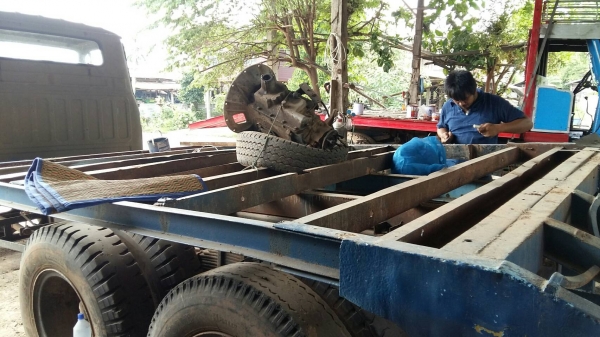 ขายเทลเลอร์ 10 ล้อหน้ายาว 2 เพลาเดิมTX ไม่มีทะเบียน 0857389138 ราคาต่อรองได้