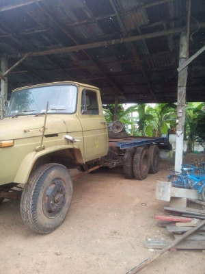 ขายเทลเลอร์ 10 ล้อหน้ายาว 2 เพลาเดิมTX ไม่มีทะเบียน 0857389138 ราคาต่อรองได้