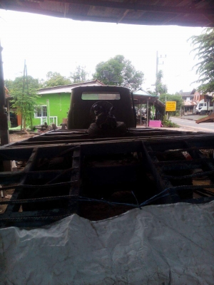 ขายเทลเลอร์ 10 ล้อหน้ายาว 2 เพลาเดิมTX ไม่มีทะเบียน 0857389138 ราคาต่อรองได้