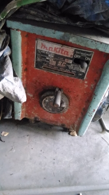 ขายเครื่องมือก่อสร้างมือสองหลายรายการ-ตู้เชื่อม/แท่นตัดเหล็กWinner/โม่ผสมปูนคอนกรีต/ลิฟท์กระป๋อง/ลิฟท์กว้านขึ้นปูนพร้อมโครง/ป็อบเหล็ก/เคื่องตบดินตบทรายและอื่นๆ