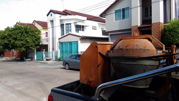 ขายเครื่องมือก่อสร้างมือสองหลายรายการ-ตู้เชื่อม/แท่นตัดเหล็กWinner/โม่ผสมปูนคอนกรีต/ลิฟท์กระป๋อง/ลิฟท์กว้านขึ้นปูนพร้อมโครง/ป็อบเหล็ก/เคื่องตบดินตบทรายและอื่นๆ