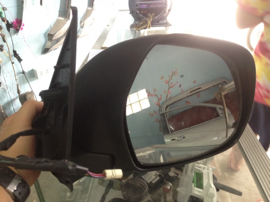 ขายกระจกมองข้าง COMMUTER