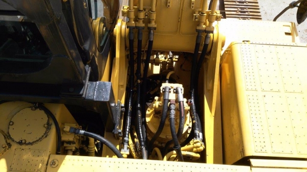 KOMATSU : PC450LC-7 ปี2006 รถนอกครับ 098-858-5524 สามภพ KOMATSU : PC450LC-7 ปี2006 รถนอกครับ 098-858-5524 สามภพ