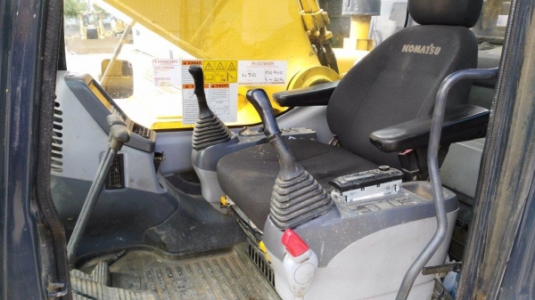 KOMATSU : PC450LC-7 ปี2006 รถนอกครับ 098-858-5524 สามภพ KOMATSU : PC450LC-7 ปี2006 รถนอกครับ 098-858-5524 สามภพ