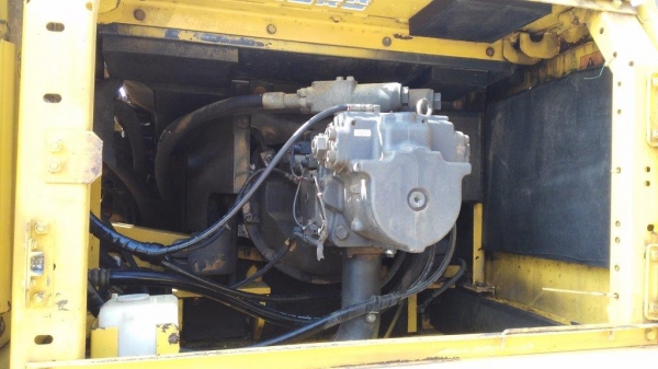 KOMATSU : PC450LC-7 ปี2006 รถนอกครับ 098-858-5524 สามภพ KOMATSU : PC450LC-7 ปี2006 รถนอกครับ 098-858-5524 สามภพ