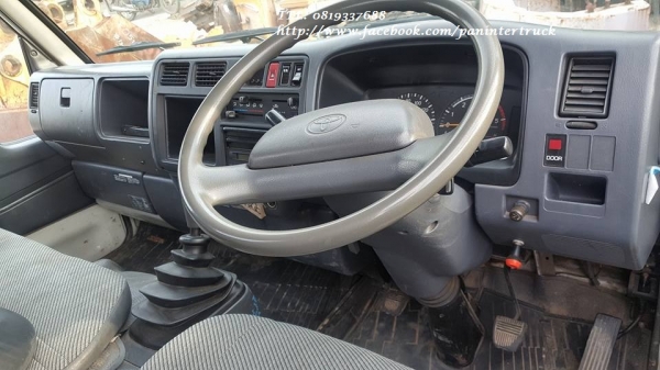 FROM JAPAN*หัวเก๋งรถบรรทุก 6 ล้อกลาง / CABIN TOYOTA DYNA  :BU212 -350-400 / (รุ่นยกหัวได้ /มีแหนบ /คัสซี ) ราคาเพียง 68,000 บาท สนใจรีบติดต่อ 0819337688,  line id 0819337688 http://www.facebook.com/panintertruck