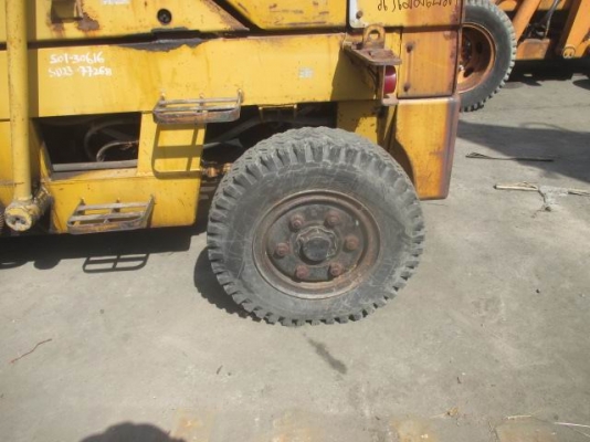 ขายรถตัก TCM  SD23 เครื่องยนต์ 6 สูบ /มีงา/มีบุ้งกี๋  รถเก่านอก ขายตามสภาพ ทำงานได้เป็นปกติขายถูกราคา170,000 บาท (นำไปปรับสภาพเอง)