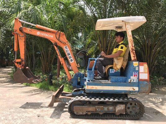 ขายแบคโฮHITACHI EX21 พิมพ์นิยมเก่านอก100\%PC20 คอนโทลแน่นๆ เดิมจากญี่ปุ่น100\% ทำงานสมบูรณ์ทุกระบบ รับรองไม่ผิดหวัง 195,000 เท่านั้น!!