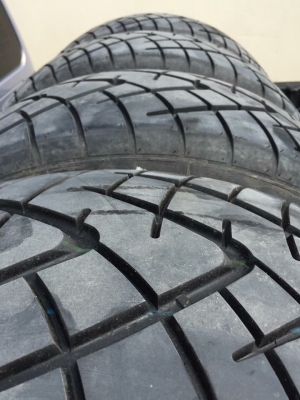 ยางป้ายแดง Wideway 255 55 18 ปี17 ดอกป้ายแดง เนื้อนิ่มๆ ใช้ยาว ราคาเร้าใจ