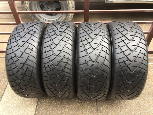 ยางป้ายแดง Wideway 255 55 18 ปี17 ดอกป้ายแดง เนื้อนิ่มๆ ใช้ยาว ราคาเร้าใจ