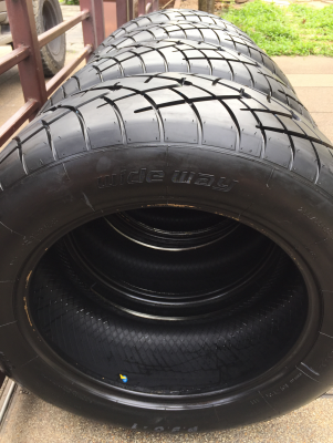 ยางป้ายแดง Wideway 255 55 18 ปี17 ดอกป้ายแดง เนื้อนิ่มๆ ใช้ยาว ราคาเร้าใจ