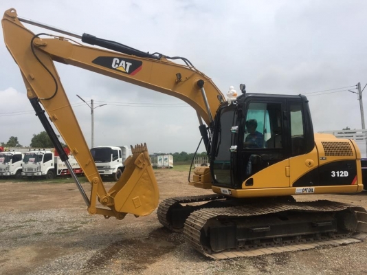รถแม็คโคร CAT 312D กระบอกดำ สภาพสวยๆพร้อมใช้งาน เครื่องดี เอวแน่น ช่วงล่างเต็ม แอร์เย็น แรงดีไม่มีโหลด  เอกสารเล่มทะเบียน จัดไฟแนนซ์ใด้ค่ะ