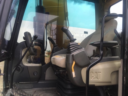 รถแม็คโคร CAT 312D กระบอกดำ สภาพสวยๆพร้อมใช้งาน เครื่องดี เอวแน่น ช่วงล่างเต็ม แอร์เย็น แรงดีไม่มีโหลด  เอกสารเล่มทะเบียน จัดไฟแนนซ์ใด้ค่ะ