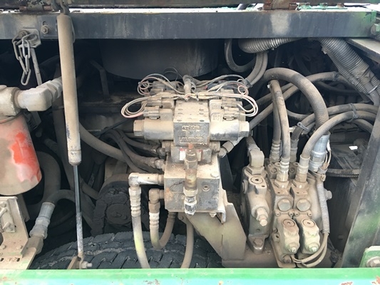 SUMITOMO : HB60W-2 2/4WD ปี2005 6,500ชม.จากญี่ปุ่นครับ SUMITOMO : HB60W-2 2/4WD ปี2005 6,500ชม.จากญี่ปุ่นครับ