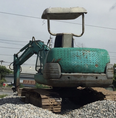 ขายด่วน!!!Komatsu PC40-7 มีไลน์หัวเจาะสภาพพร้อมใช้ค่ะ