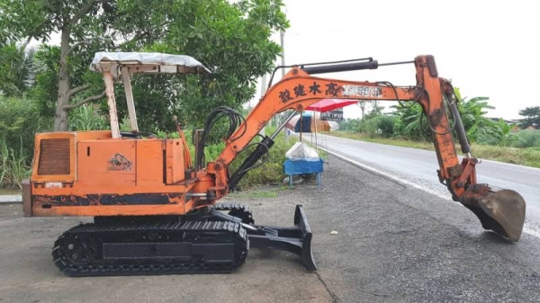 ขายด่วนรถแบคโฮKUBOTAคูโบต้าKH35เทียบเท่าPC35เครื่องคูโบต้า3สูบปั่มแรงรถนอกเพิ่งนำเข้ามาใหม่ยังไม่เคยใช้งานในเมืองไทยเลย