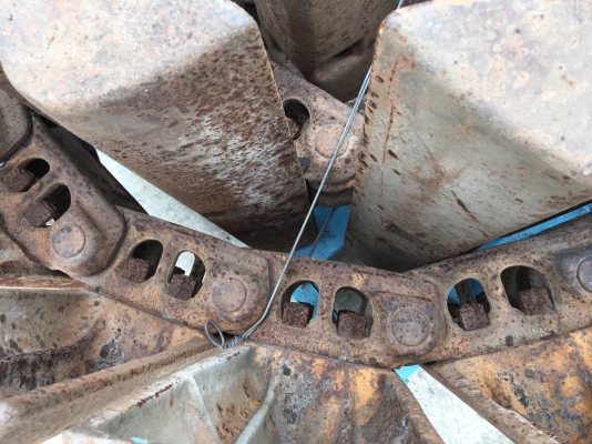 pc200 โซ่+แผ่นแทรคตีนเป็ด เก่านอก