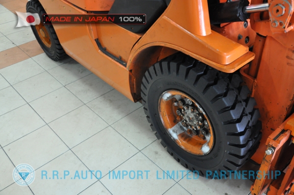 ขายรถโฟล์คลิฟท์มือสอง TOYOTA รุ่น 7FG25-16316 นำเข้าจากประเทศญี่ปุ่น 100\% ไม่เคยใช้งานในไทย