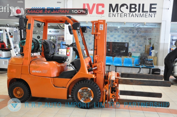 ขายรถโฟล์คลิฟท์มือสอง TOYOTA รุ่น 7FG25-16316 นำเข้าจากประเทศญี่ปุ่น 100\% ไม่เคยใช้งานในไทย